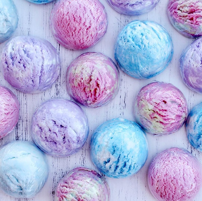 bubble bath scoops by nora's soap shoppe